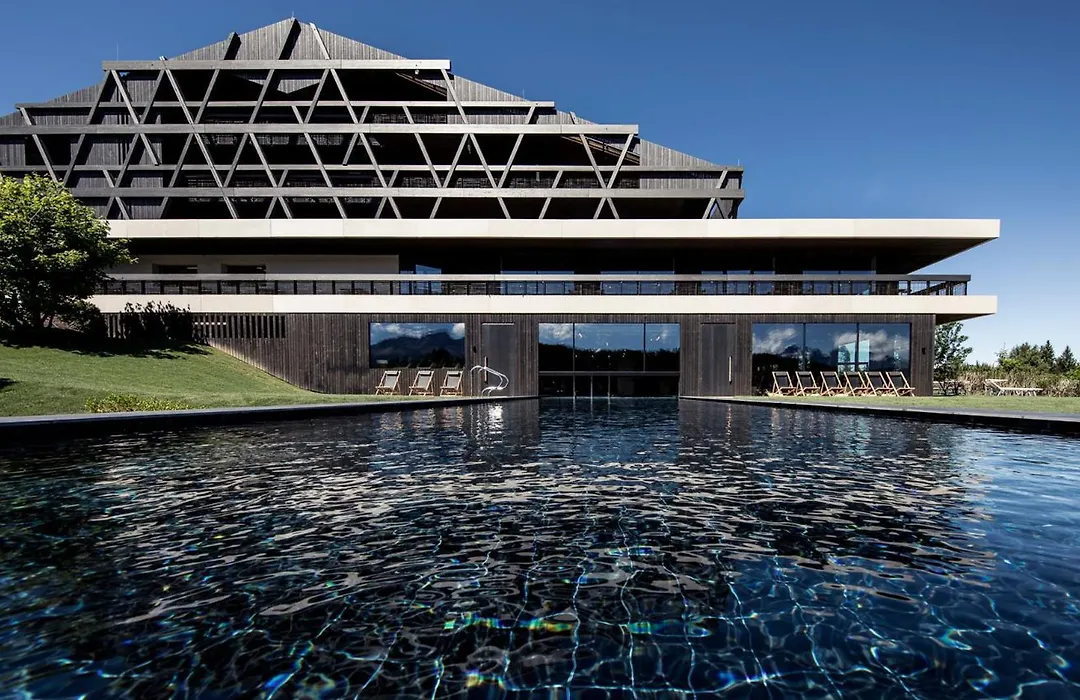 Green Luxury Hotel Pfoesl-1